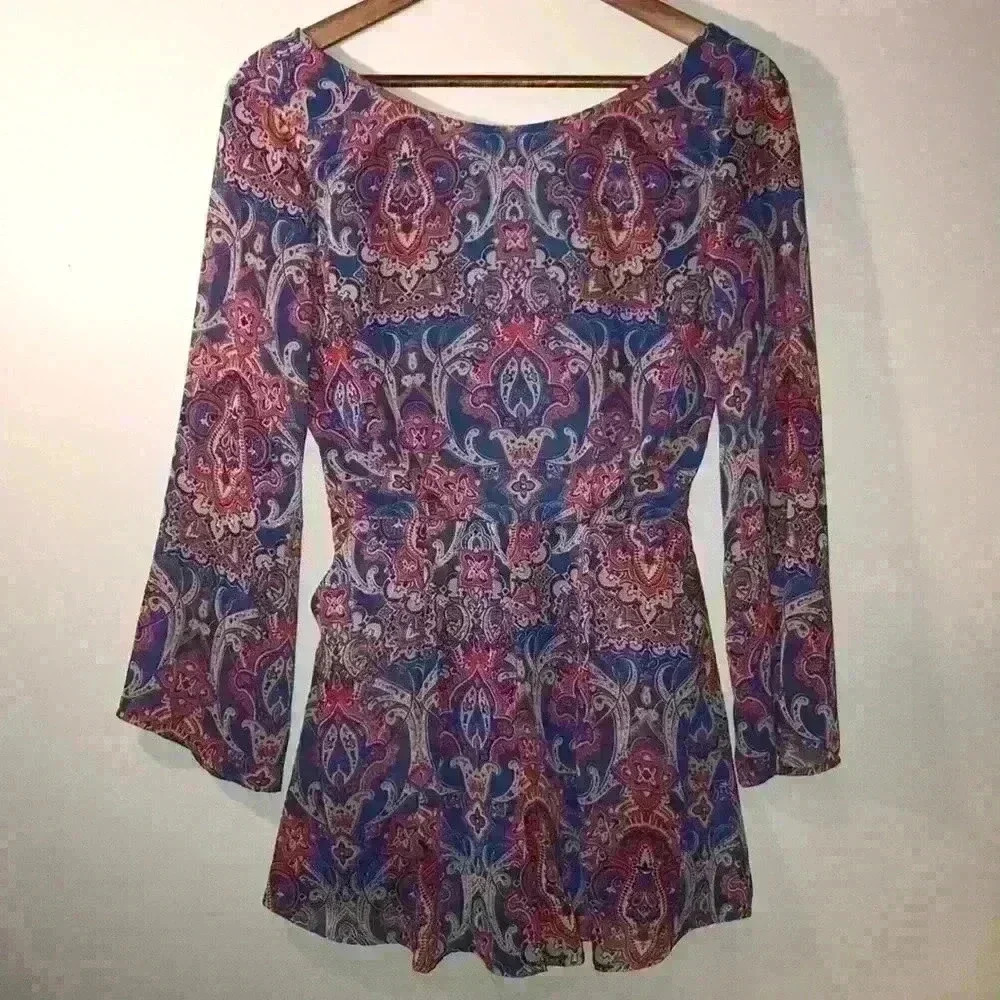 Lush Blue & Red Long Sleeve Romper  Size: Small